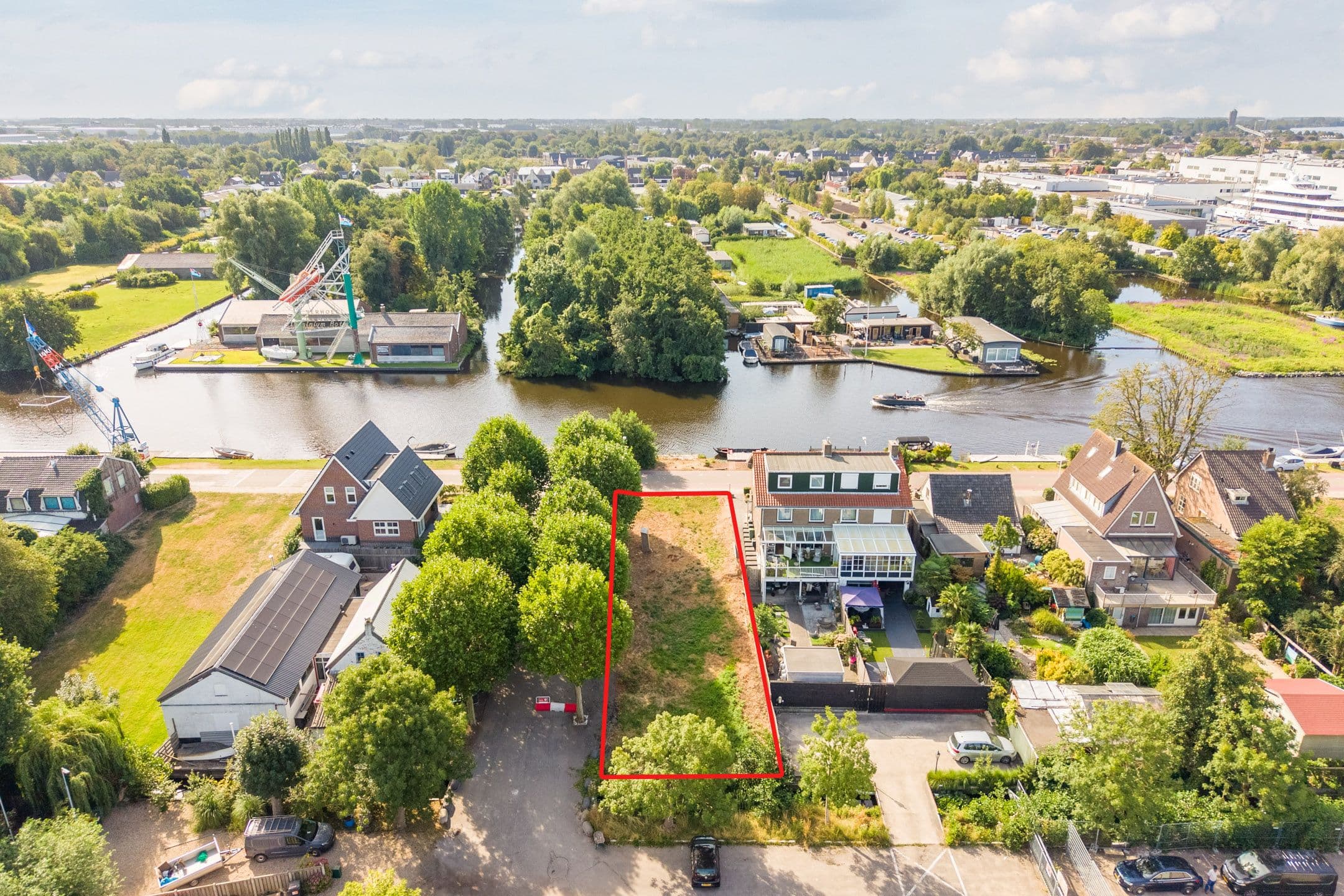 Kluswoning Aalsmeerderdijk 250 in Aalsmeerderbrug
