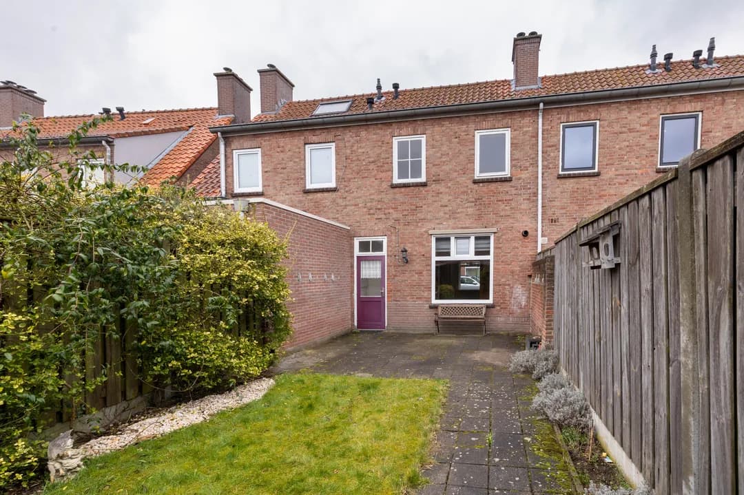 Kluswoning Zwanebloemstraat 10 in Almelo, huidige staat