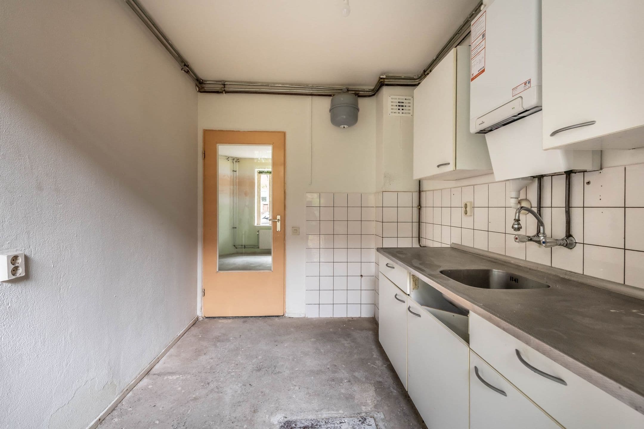 Kluswoning Albert Luthulistraat 29-A in Amsterdam, huidige staat