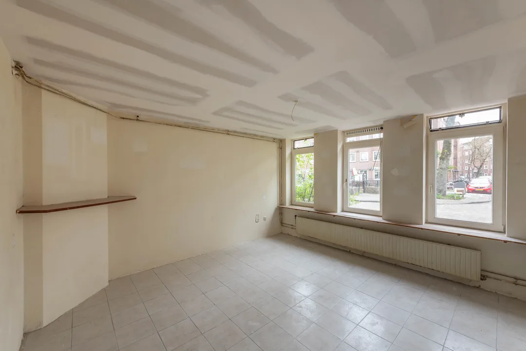 Kluswoning De la Reijstraat 10-A in Amsterdam, huidige staat