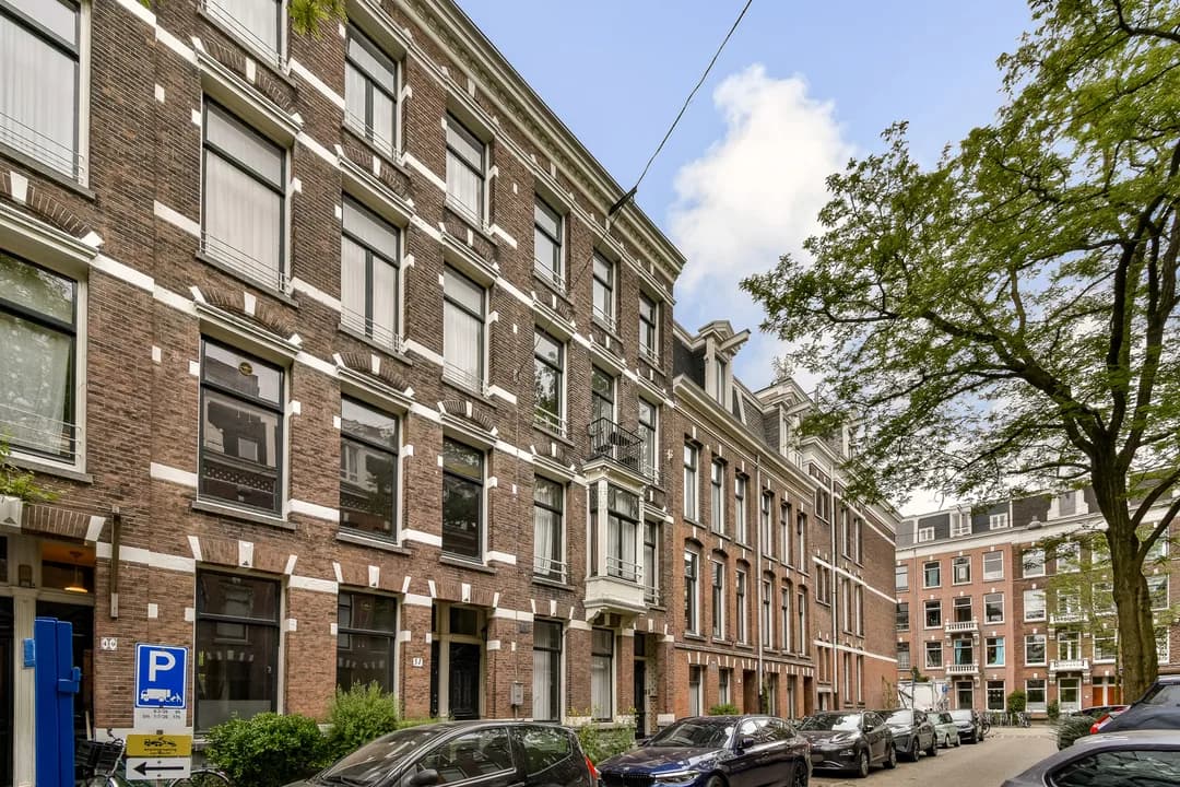 Kluswoning Den Texstraat 51-H in Amsterdam, huidige staat