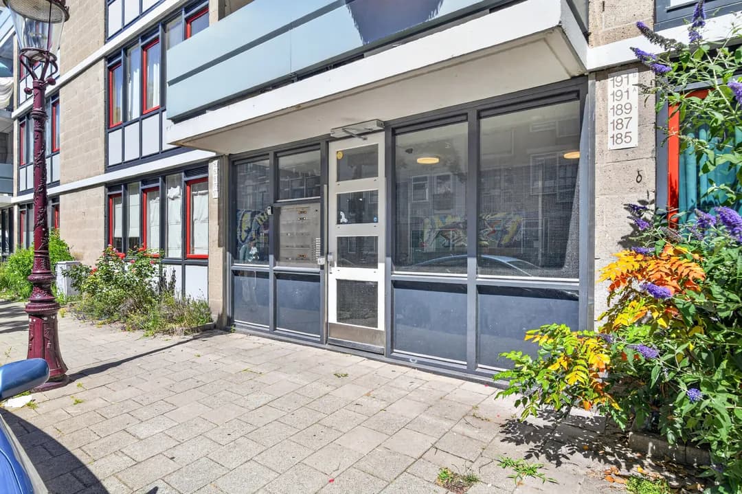 Kluswoning Derde Oosterparkstraat 191-B in Amsterdam, huidige staat