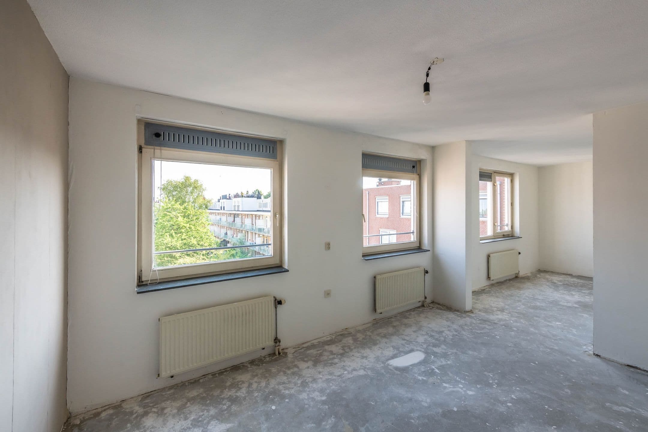 Kluswoning Hofmeyrstraat 13-E in Amsterdam, huidige staat