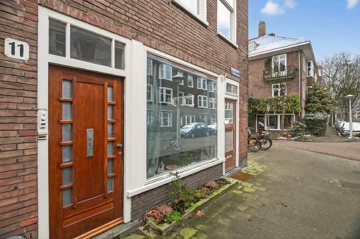 Kluswoning Katwijkstraat 11-2 in Amsterdam, huidige staat