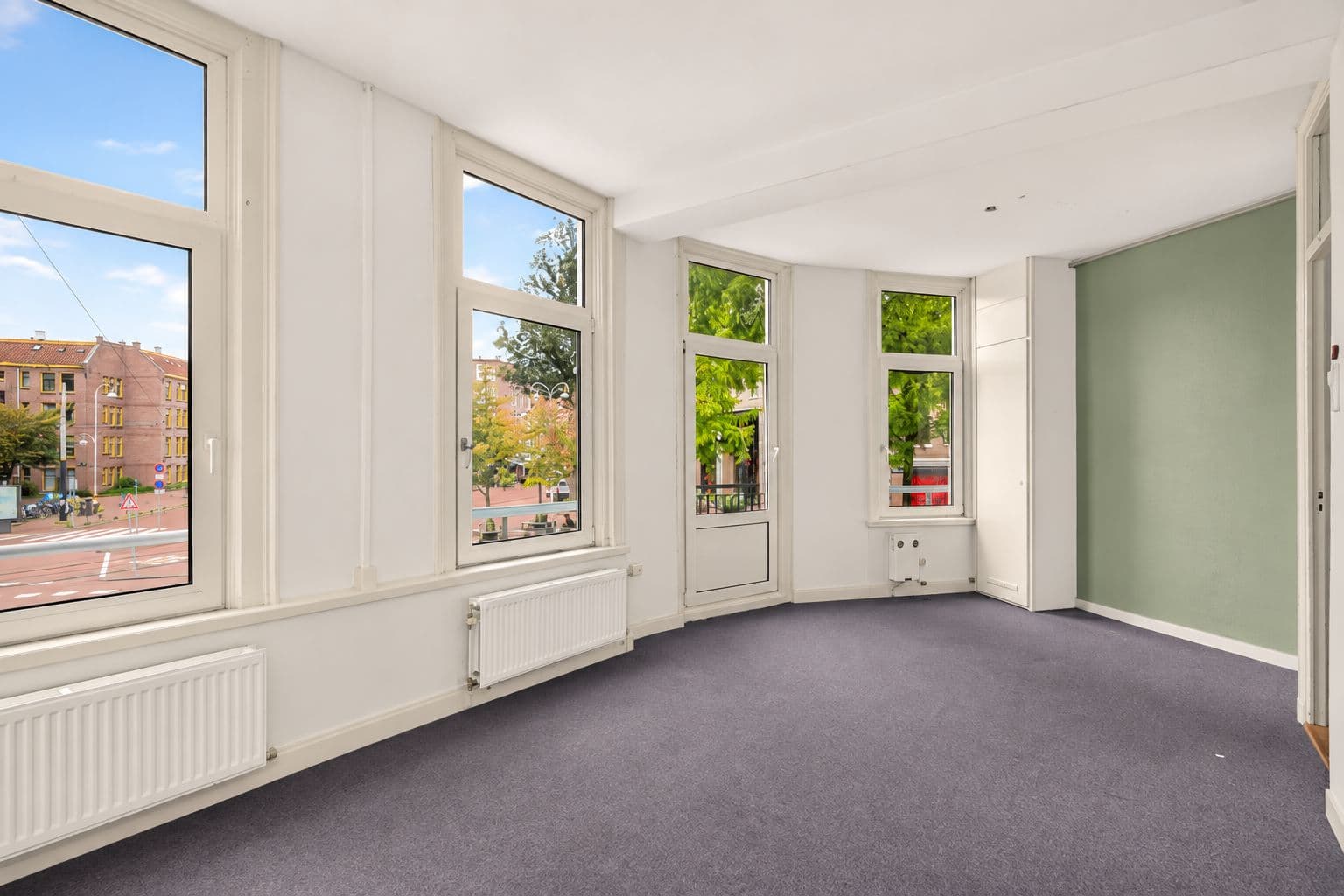 Kluswoning Molukkenstraat 67-1 in Amsterdam, huidige staat