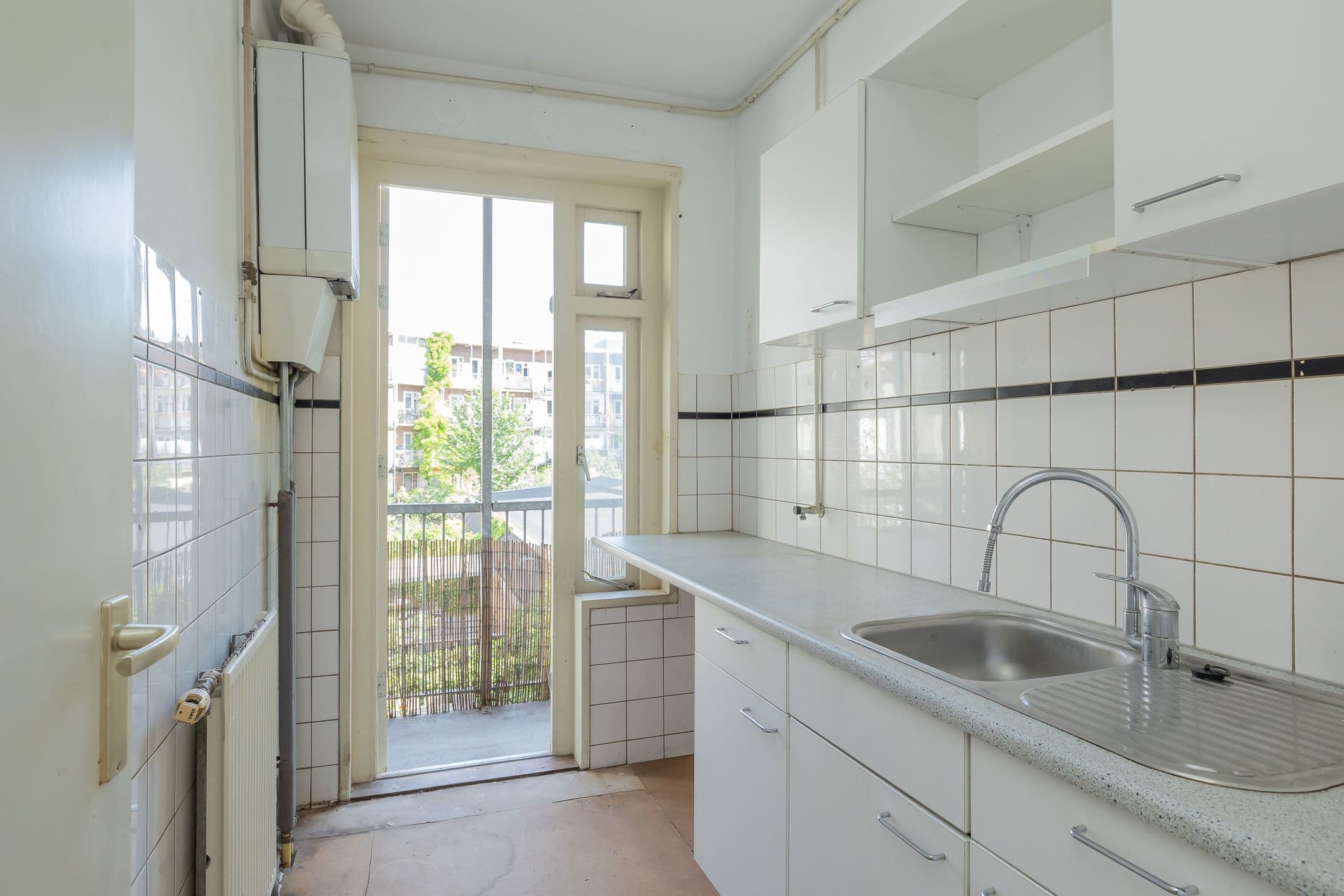 Kluswoning Nieuwpoortstraat 104-1 in Amsterdam, huidige staat