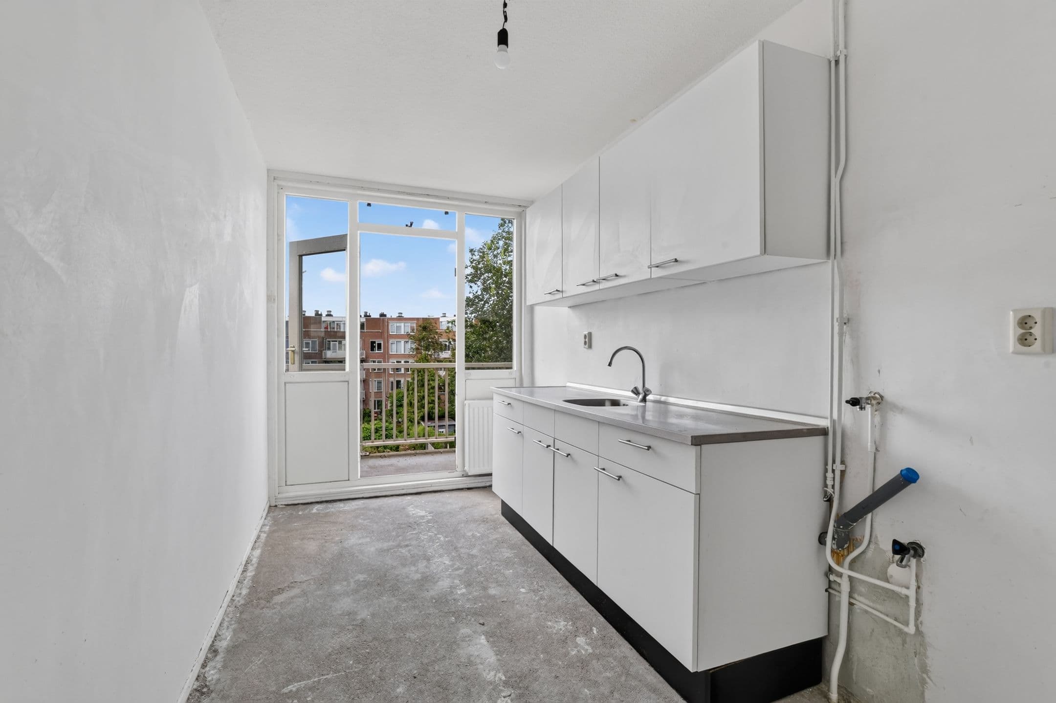Kluswoning Nova Zemblastraat 425 in Amsterdam, huidige staat