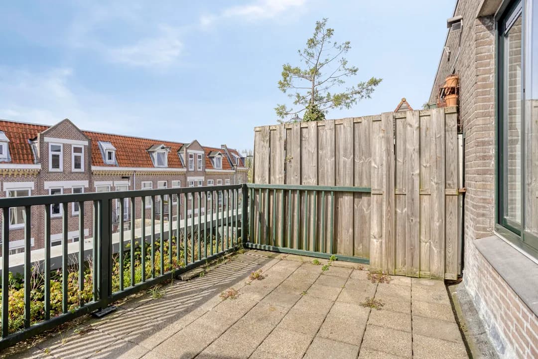 Kluswoning Nova Zemblastraat 526 in Amsterdam, huidige staat