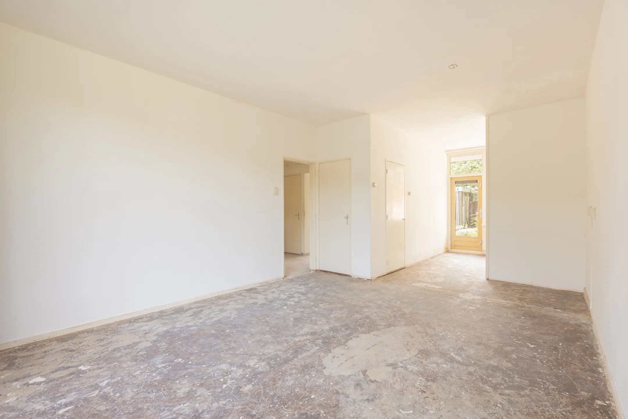 Kluswoning Oogststraat 3-H in Amsterdam, huidige staat