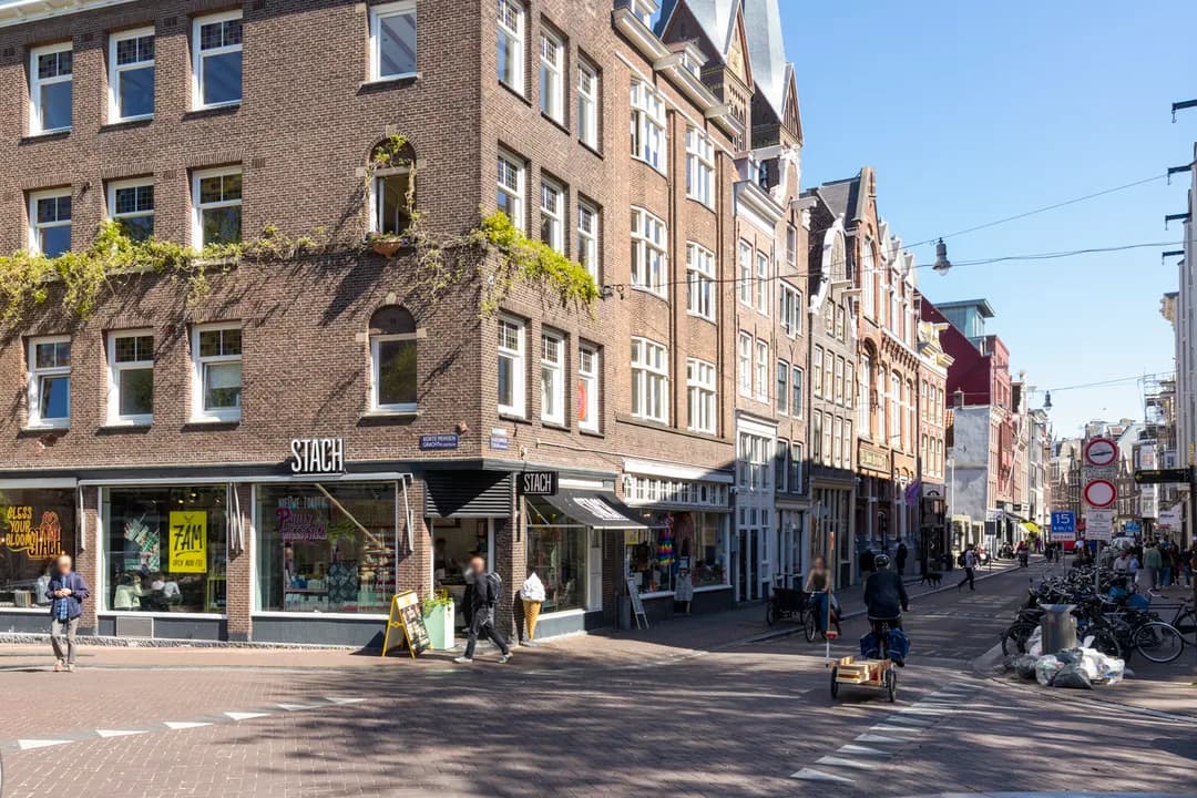 Kluswoning Prinsengracht 48-C in Amsterdam, huidige staat