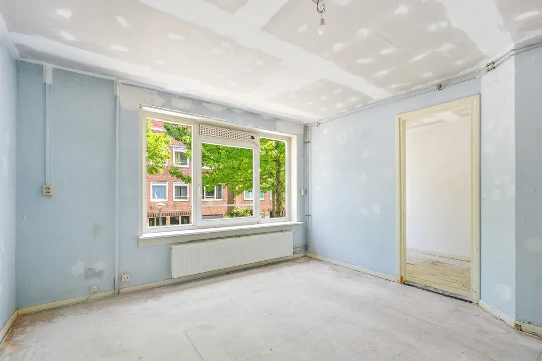Kluswoning Van Gentstraat 53-1 in Amsterdam, huidige staat
