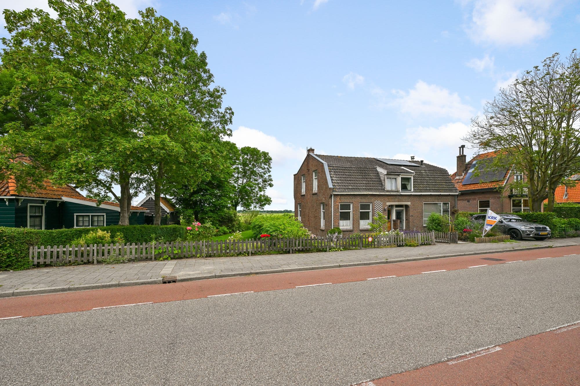 Kluswoning Dorpsstraat 250 in Assendelft, huidige staat