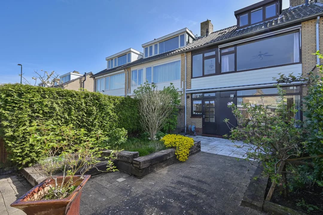 Kluswoning Gijsbrecht van Nijenrodestraat 147 in Breukelen, huidige staat