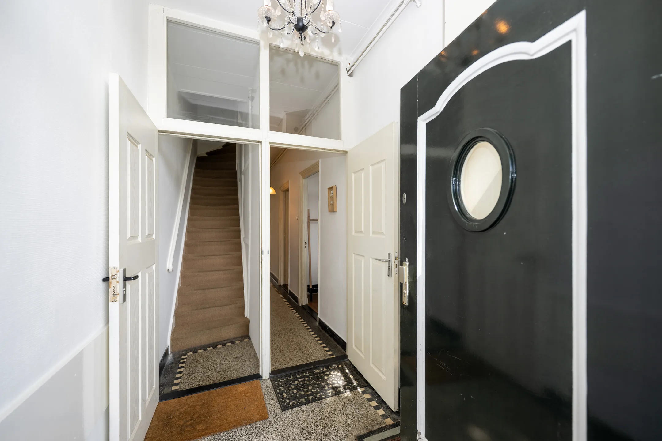 Kluswoning Conradkade 9 in Den Haag, huidige staat