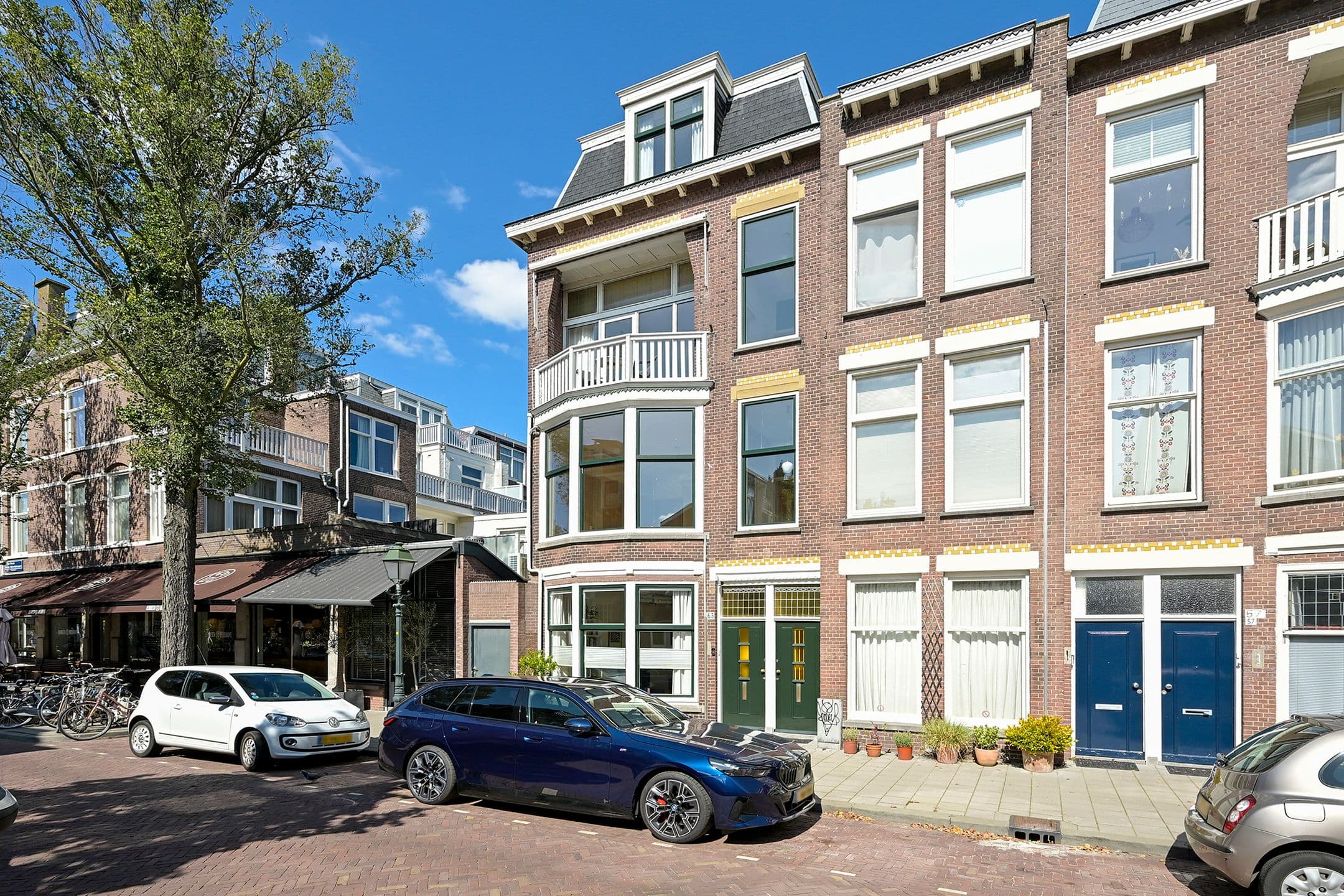 Kluswoning Van Weede van Dijkveldstraat 61 in Den Haag