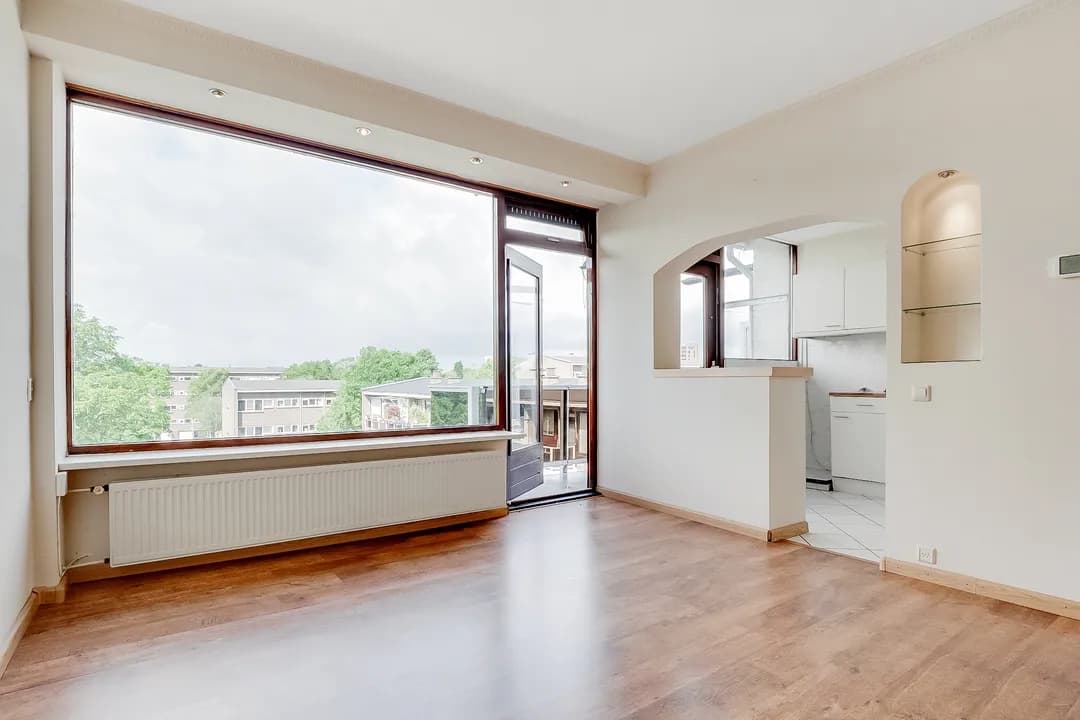 Kluswoning Julianaplantsoen 279 in Diemen, huidige staat
