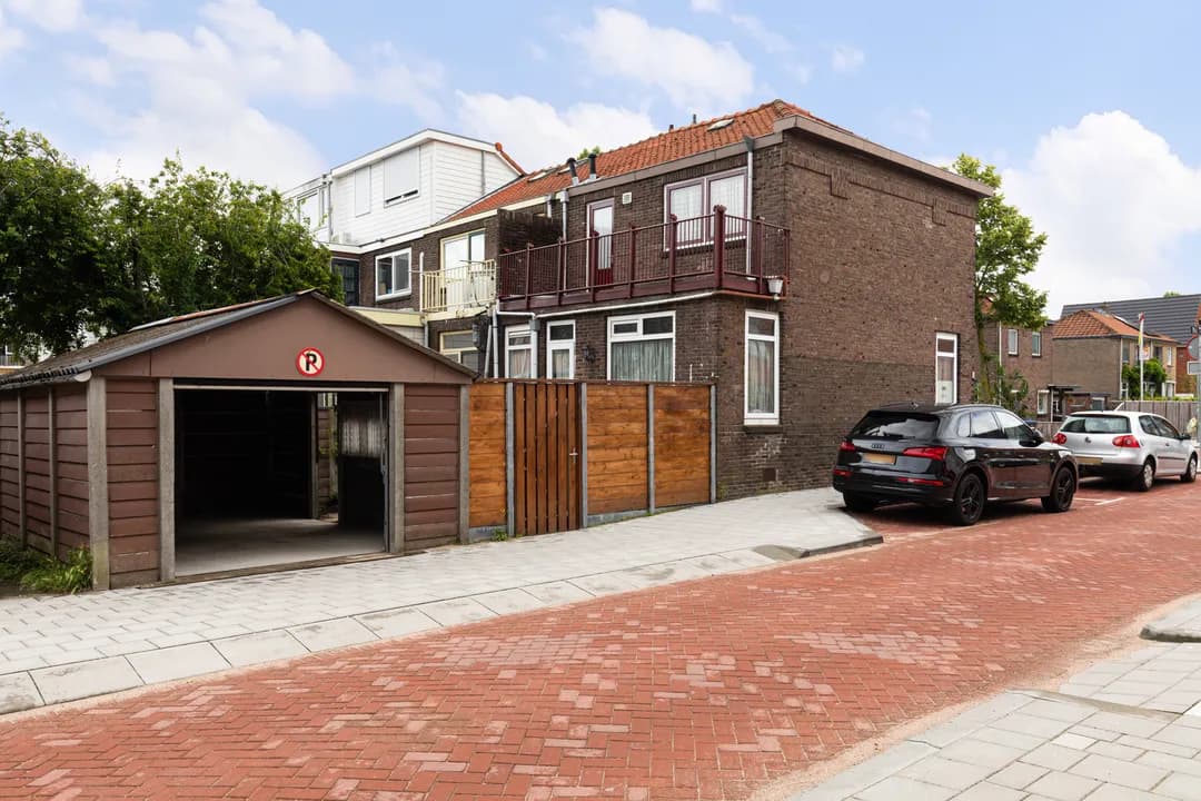 Kluswoning Anna Paulownastraat 15 in Dordrecht, huidige staat