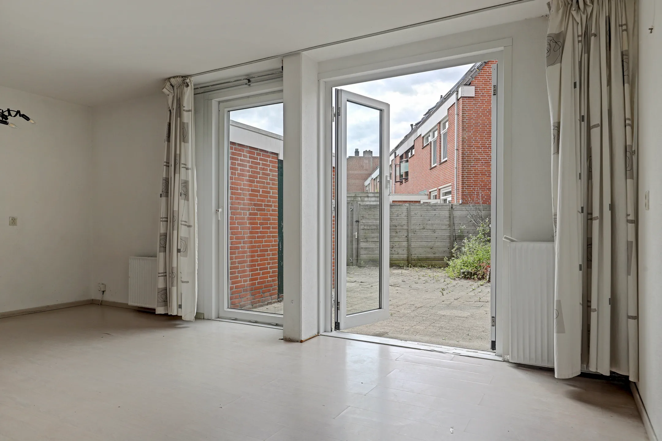 Kluswoning Sebastiaan Centenweg 11 in Enkhuizen, huidige staat