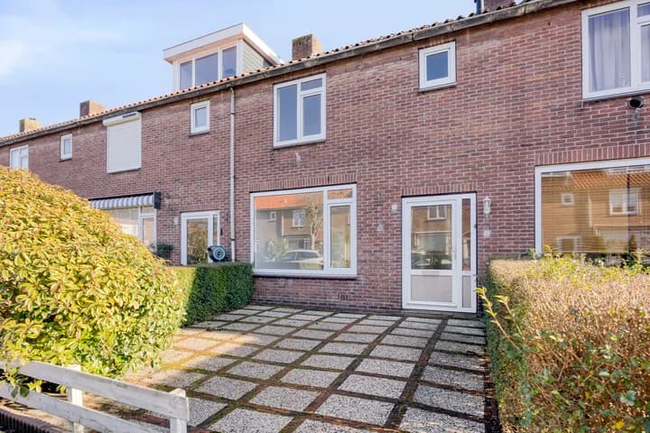 Kluswoning Frederik van Eedenlaan 7 in Hillegom, huidige staat