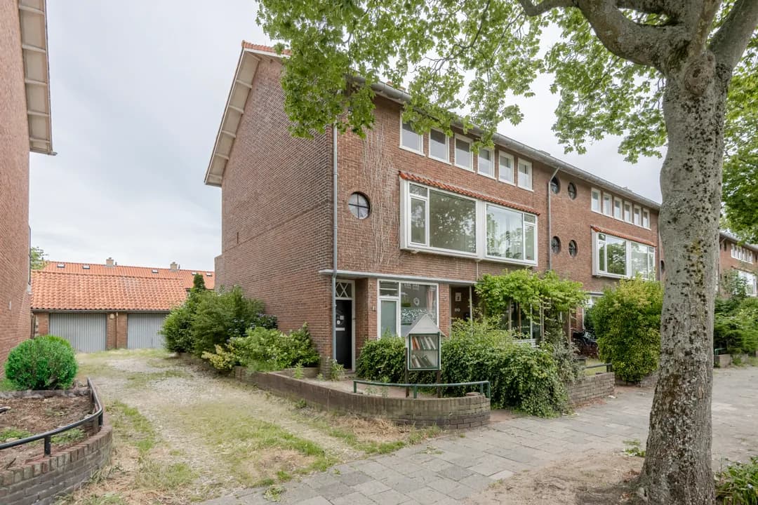 Kluswoning Berlagelaan 92 in Hilversum foto 1