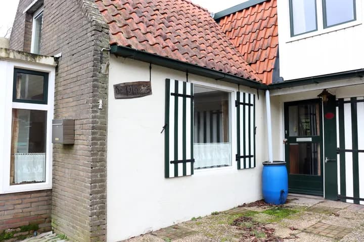 Kluswoning De Plaats 1 in Hollum, huidige staat