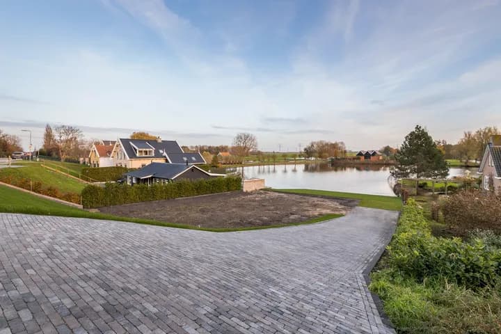 Kluswoning IJsseldijk-Oost 2 in Krimpen aan den IJssel
