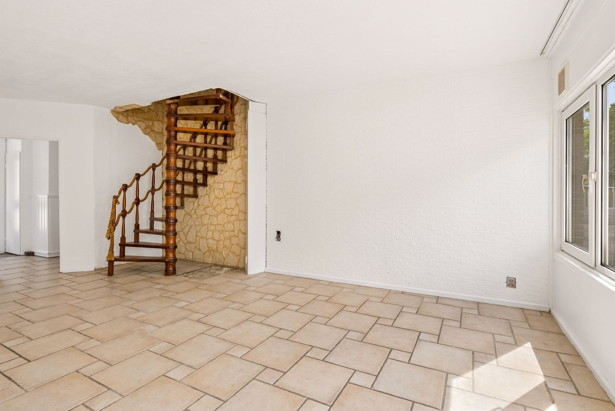 Kluswoning Strand 56 in Lelystad, huidige staat