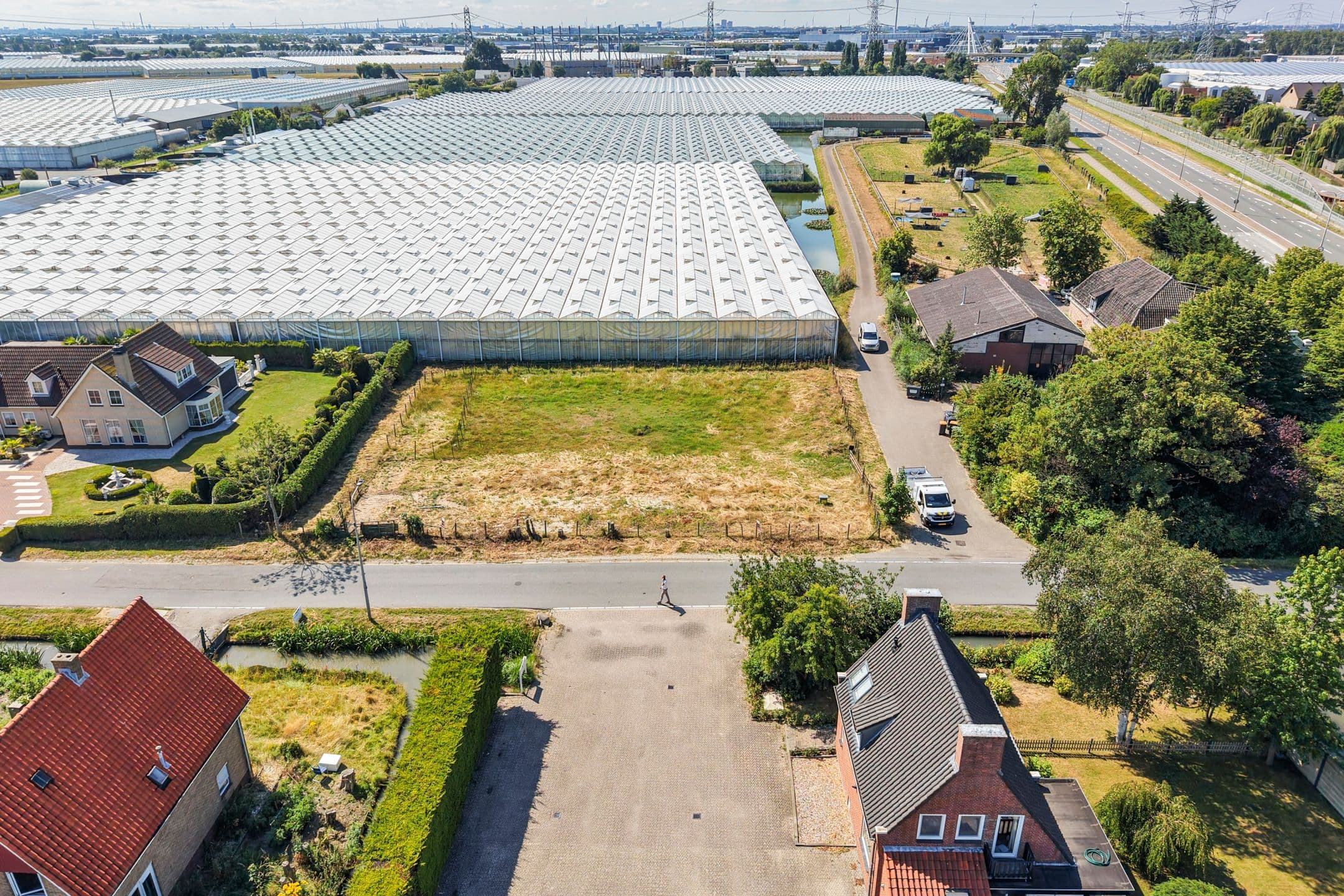 Kluswoning Lange Broekweg nabij 8 _6B in Naaldwijk, huidige staat