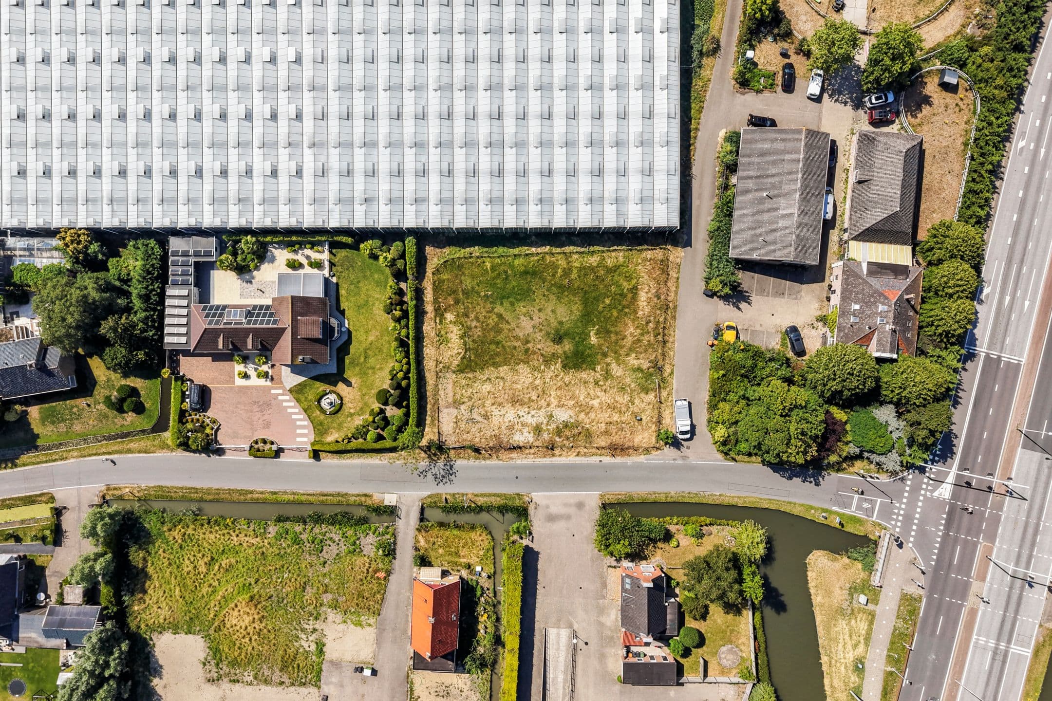 Kluswoning Lange Broekweg nabij 8 _6A in Naaldwijk, huidige staat