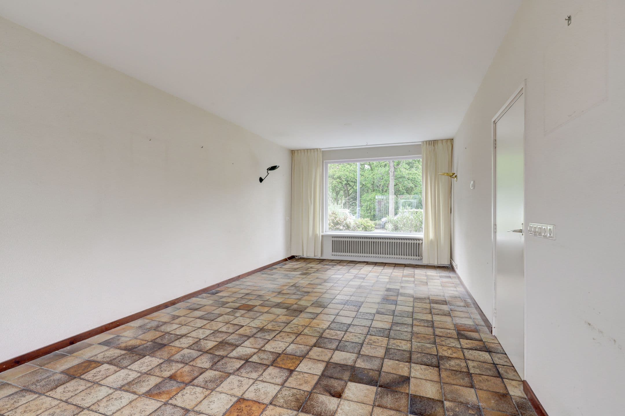 Kluswoning Van Leeuwenhoeklaan 77 in Oosterhout (NB), huidige staat