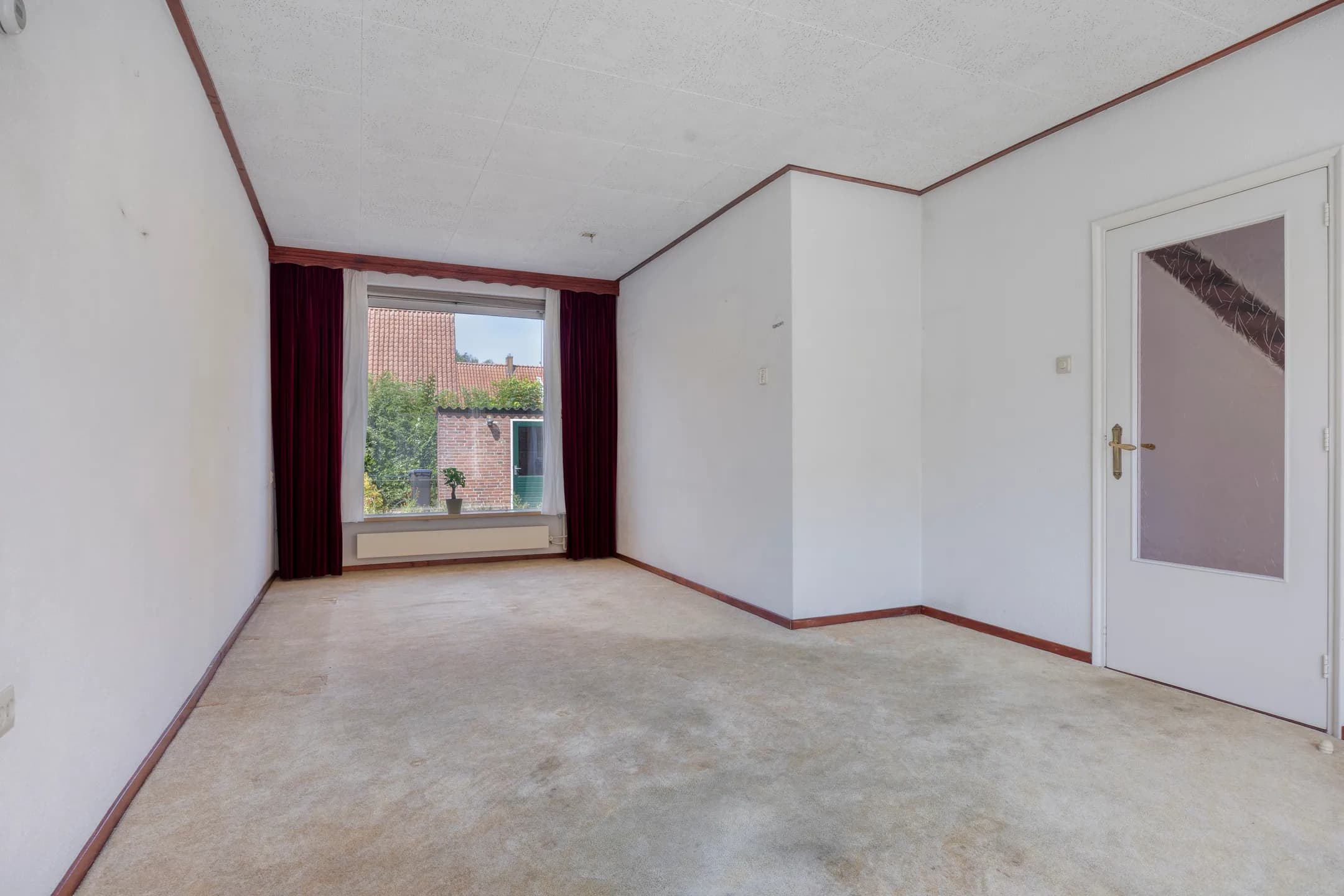 Kluswoning Meidoornstraat 3 in Roelofarendsveen, huidige staat