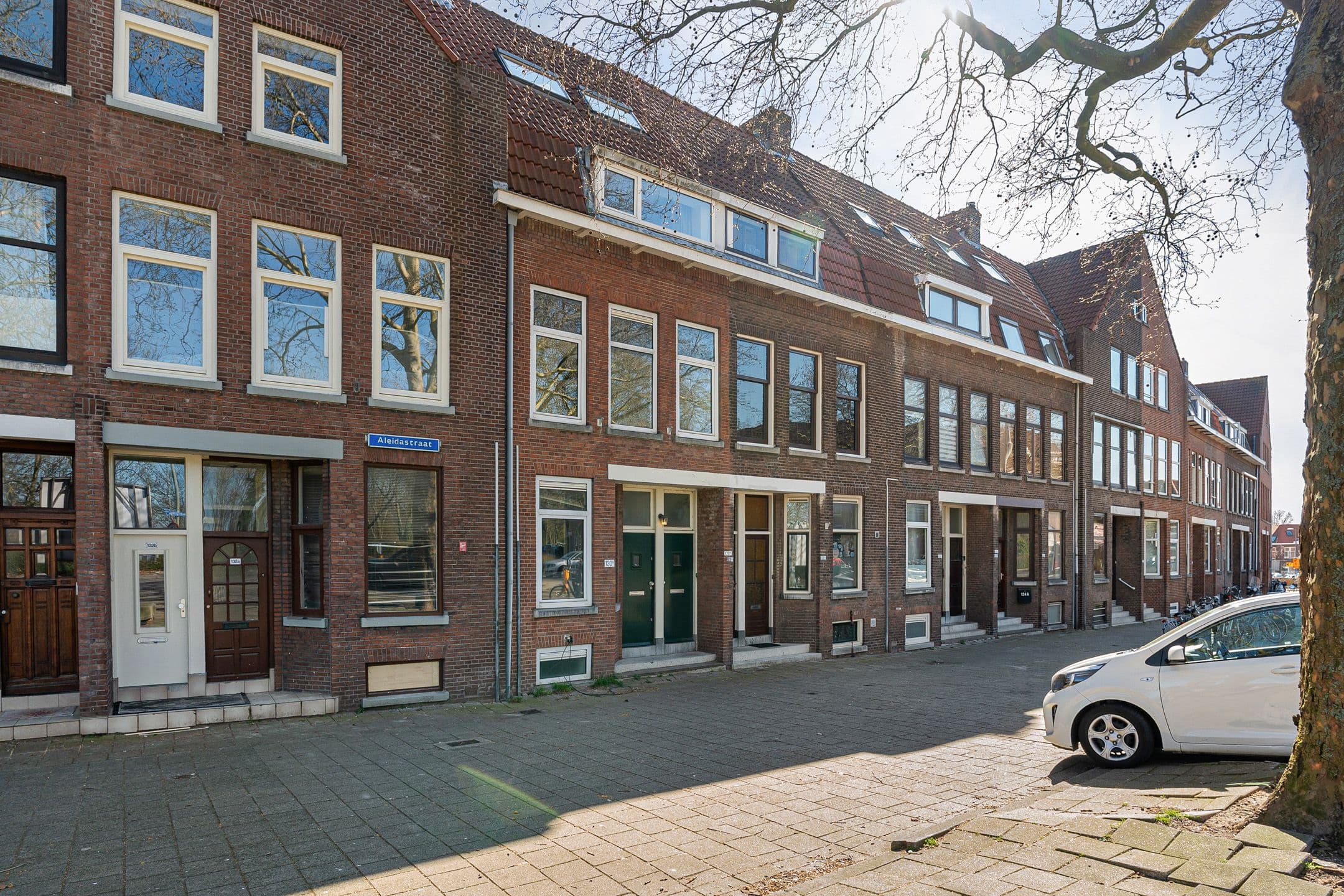 Kluswoning Aleidastraat 130-B in Schiedam