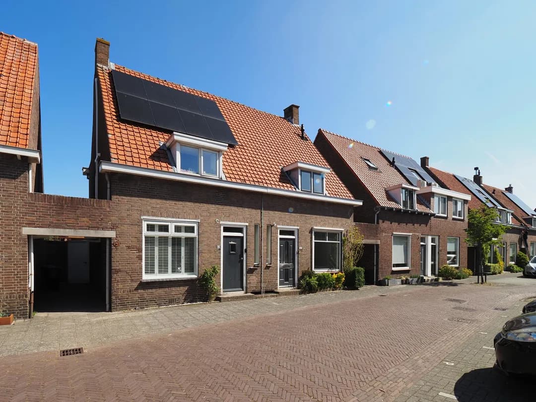 Kluswoning Burgemeester Drijberplein 44 in Sliedrecht, huidige staat