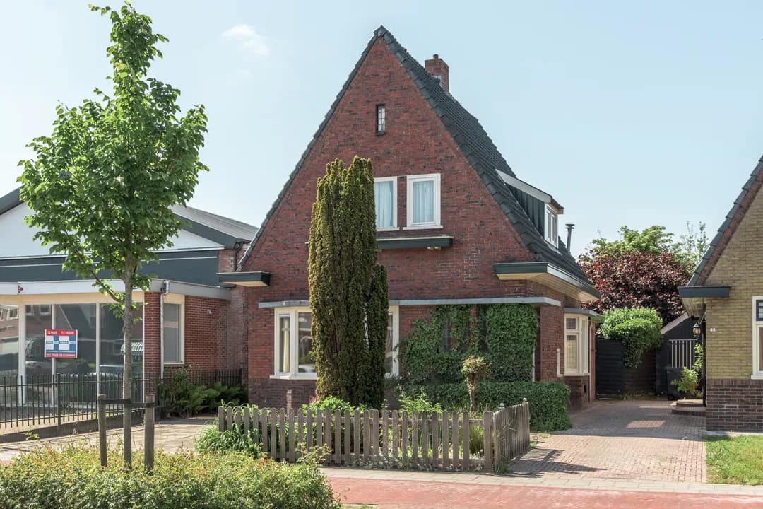 Kluswoning Groningerstraat 90 in Surhuisterveen, huidige staat