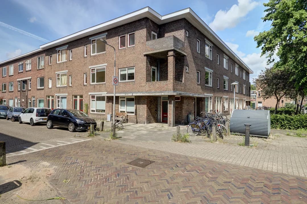 Kluswoning Surinamestraat 77 in Utrecht foto 1