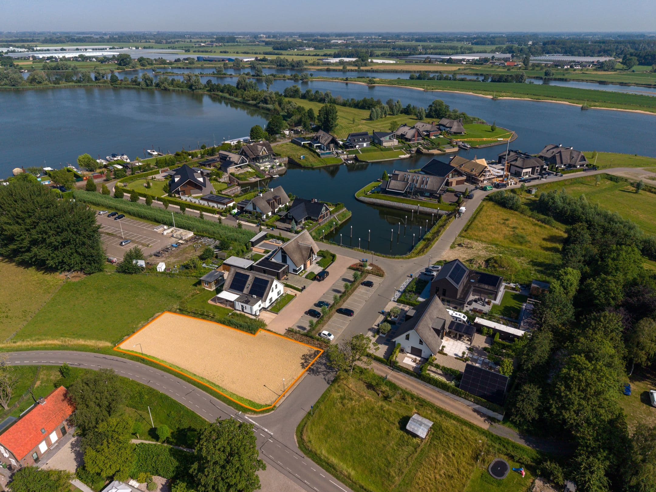 Kluswoning Maasdijk in Veen
