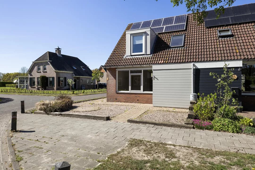 Kluswoning Egginkstraat 8 in Wapse, huidige staat