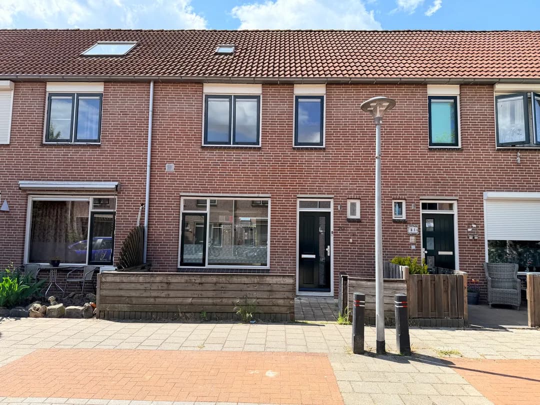 Kluswoning Het Som 29 in Zeewolde, huidige staat