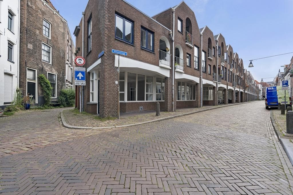 Kluswoning Nieuwstraat 1 in Zwolle foto 1